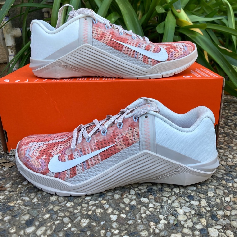 Nike Women's Metcon 6 Training Shoes